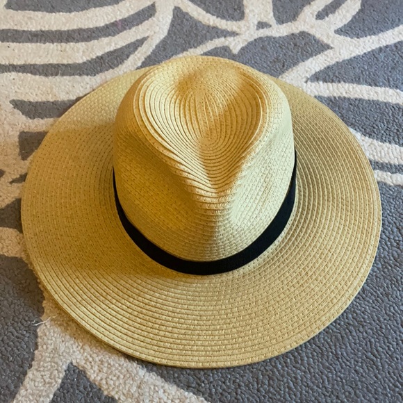 J.crew packable straw hat